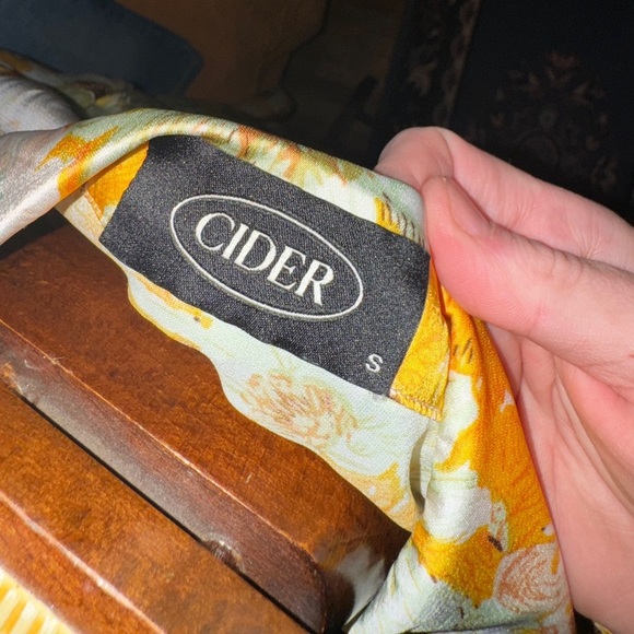 CIDER Floral Long Sleeve Women Small Top - Picture 4 of 5